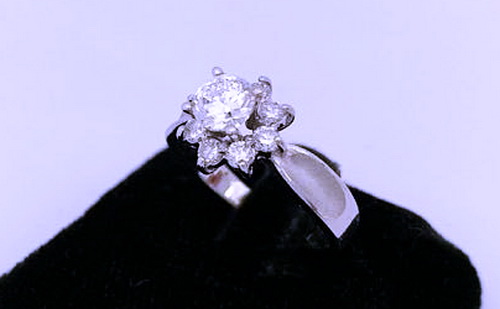 ժ18K ΥDp0.60 CTS yp k